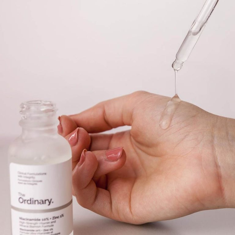 The Ordinary Niacinamide 10% Zinc 1% 30 mL serum.